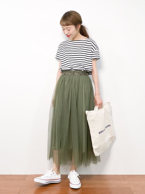 在冬季享受着春季的服饰搭配,感觉怎样