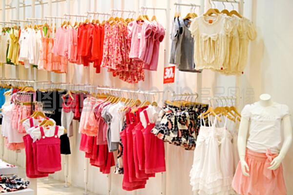 儿童服装店