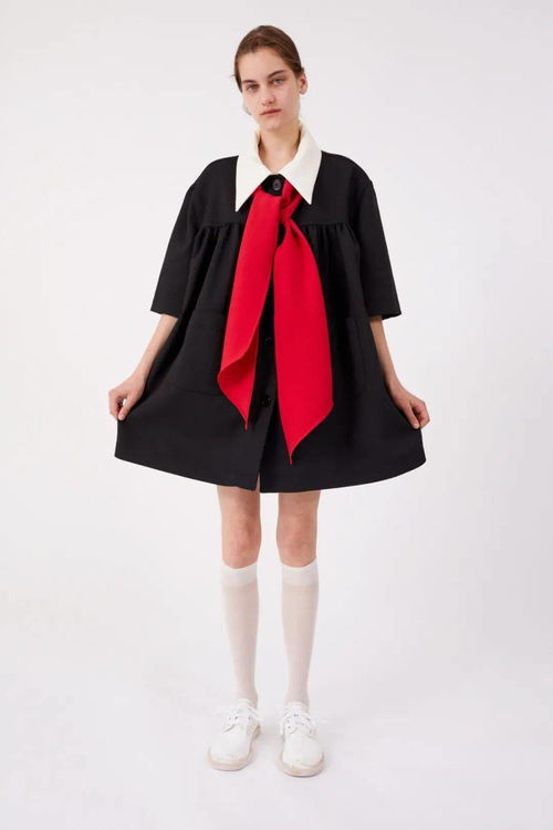 从功能性服饰到现代时装, 学院制服 的时尚翻身仗