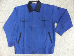 周冰霜的创业之路：打造个性化服饰品牌的探索与实践