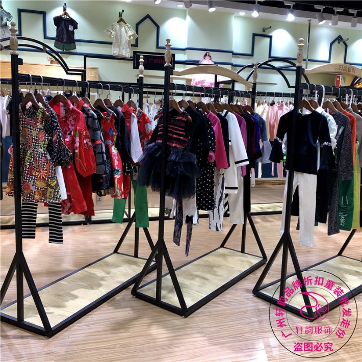 广州童装厂家直销批发 小资范童装进货渠道全解析